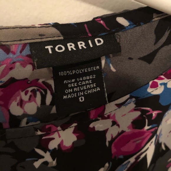 Black Floral Top - Picture 2 of 3